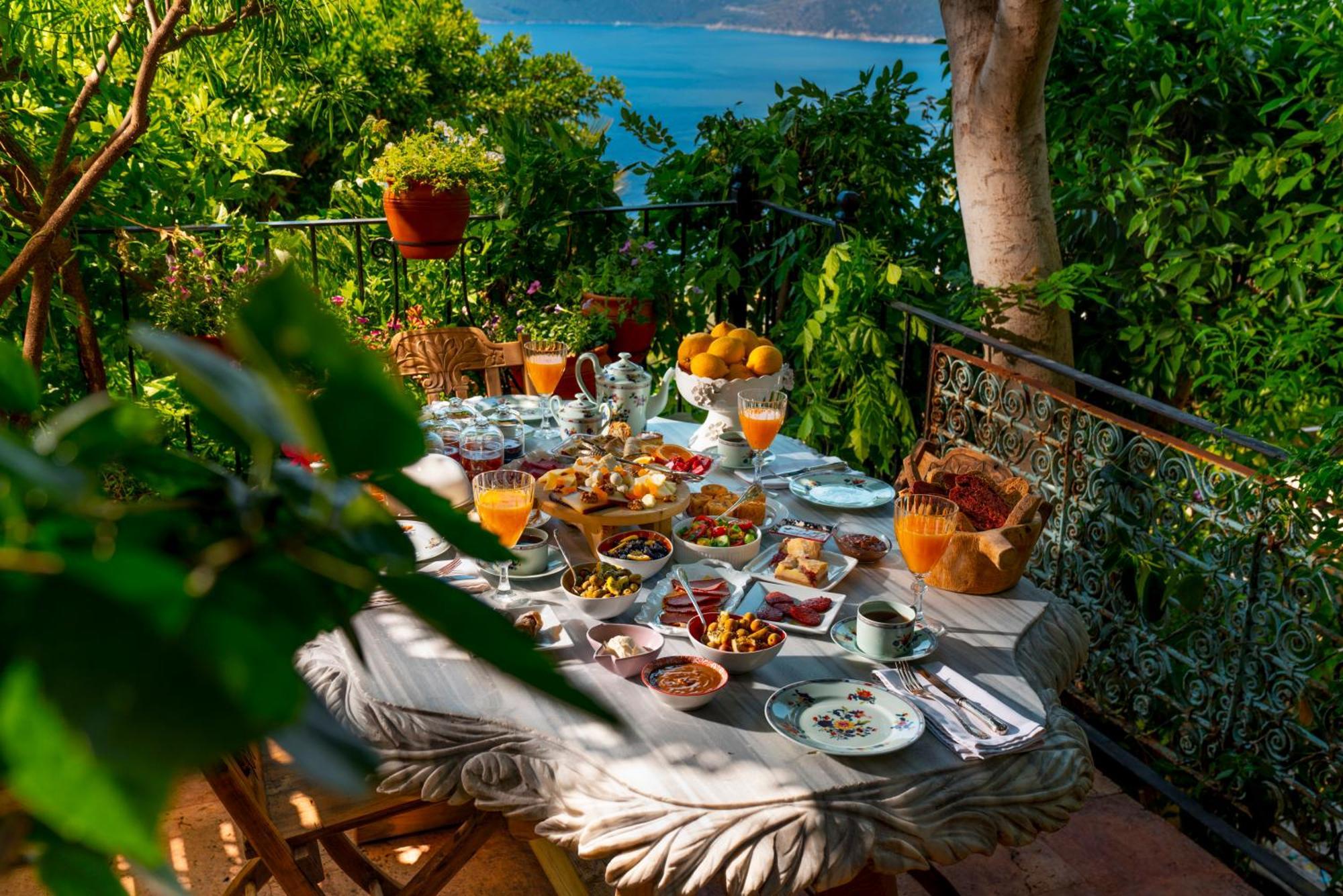 Fidanka Hotel Kalkan Eksteriør billede